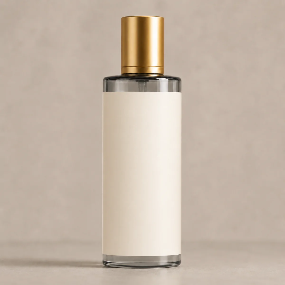 Mockup tem nhãn trên chai, lọ sản phẩm