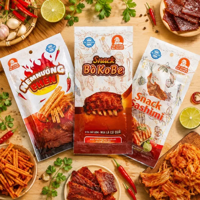 Flat-lay đồ ăn vặt, snack bày vui mắt